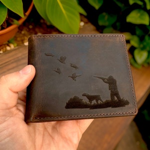 Personalisiertes Jagdgeschenk, Groomsmen Brieftasche, Brieftasche aus Leder mit Gravur für Männer, Weihnachtsgeschenk, personalisierte Brieftasche, benutzerdefinierte Brieftasche für Männer