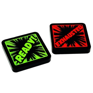 Puede incluir: Dos piezas cuadradas de juego negras con un dise&ntilde;o de estrella blanca. Una pieza tiene la palabra "READY!" en texto verde y la otra pieza tiene la palabra "EXHAUSTED" en texto rojo.