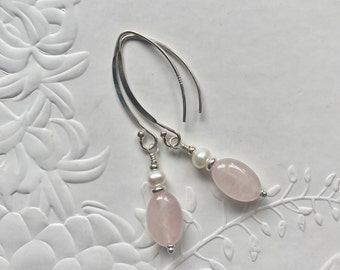 Rose Quartz and pearl earrings, Long drop sterling silver gemstone earrings, Handmade white Pearl Bridal earrings, Birthday gift for her