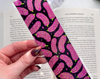 Roll for Foil Pretty Pickle Bookmark