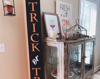 Trick Or Treat Front Porch Sign | Halloween Porch Sign | Porch Decor | Fall Decor | Outdoor Halloween Decor | Fall Door Sign | Halloween