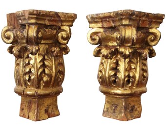 18th Century Set of Two Baroque Gold Leaf Corinthian Capitals From a Portuguese Church