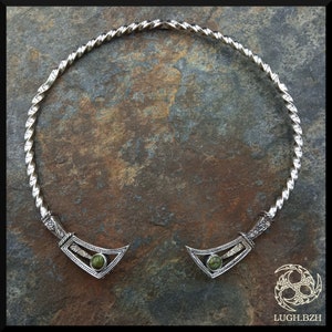 Ogma (Arc&#39;hant ha Marmor Konamara) Celtic Torque in Silver and Connemara Marble