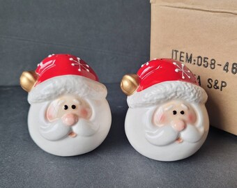 Vintage Ceramic Santa Face Salt and Pepper Shaker Set New in Box Snowflakes Christmas