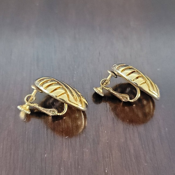 Vintage Goldette Oval Gold Tone Clip On Earrings … - image 2