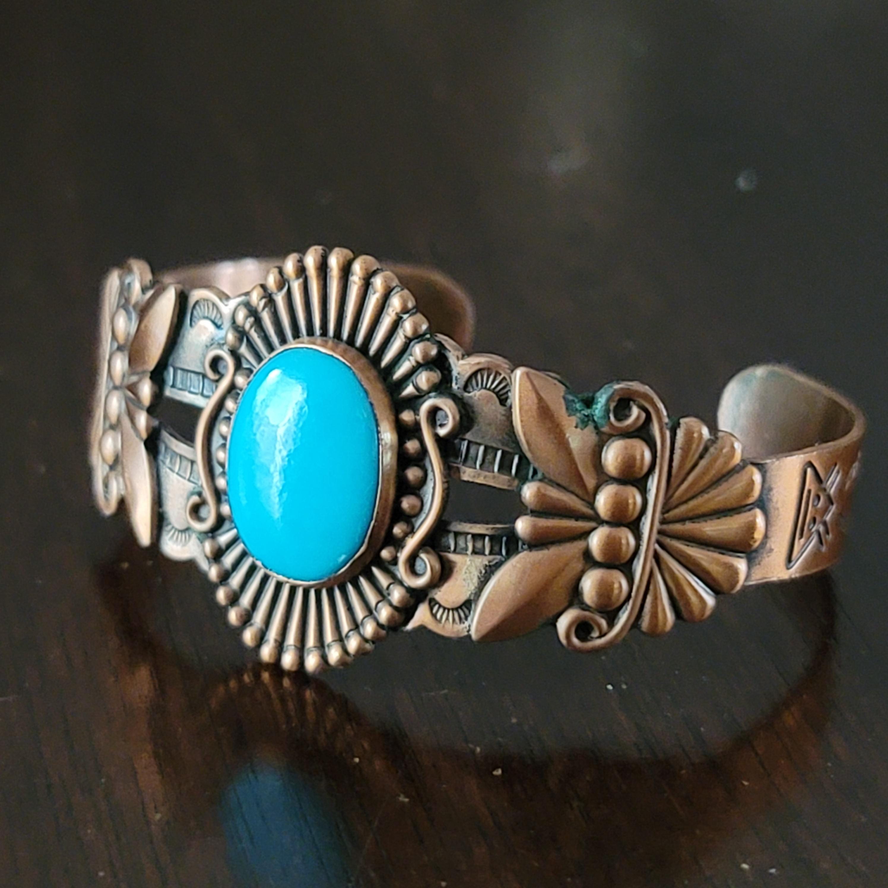 Bell trading post - Etsy 日本