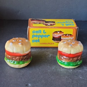 Vintage Plastic Hamburger Salt And Pepper Shaker Set NIB Hong Kong
