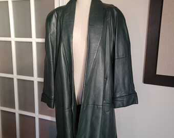 Linea Classic Ladies Long Leather coat full length new Large Linea Classic Ladies Long Leather coat full length new Large