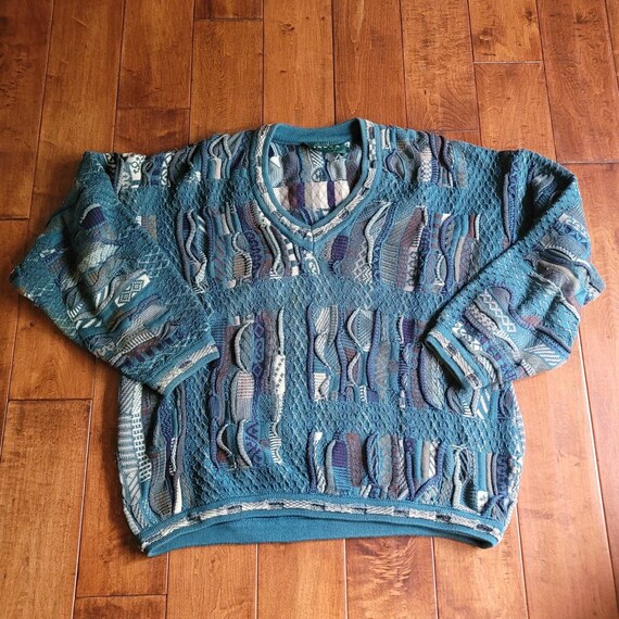 Vintage 3D Tundra V Neck Sweater Size Large Coogi… - image 1