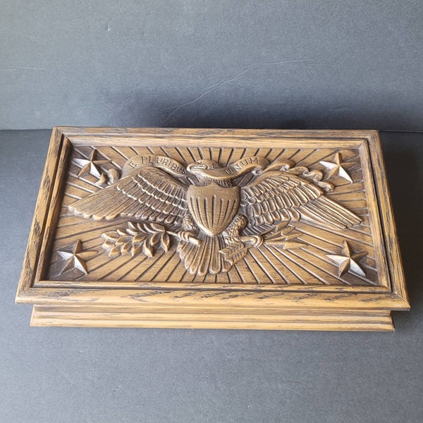 Vintage Avon American Eagle Men's Woodgrain Jewelry Box Dresser Box E Pluribus Unum