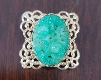 Vintage Joyce Lane Carved Floral Filigree Pin / Brooch Green Stone Gold Tone Victorian Style Jewelry