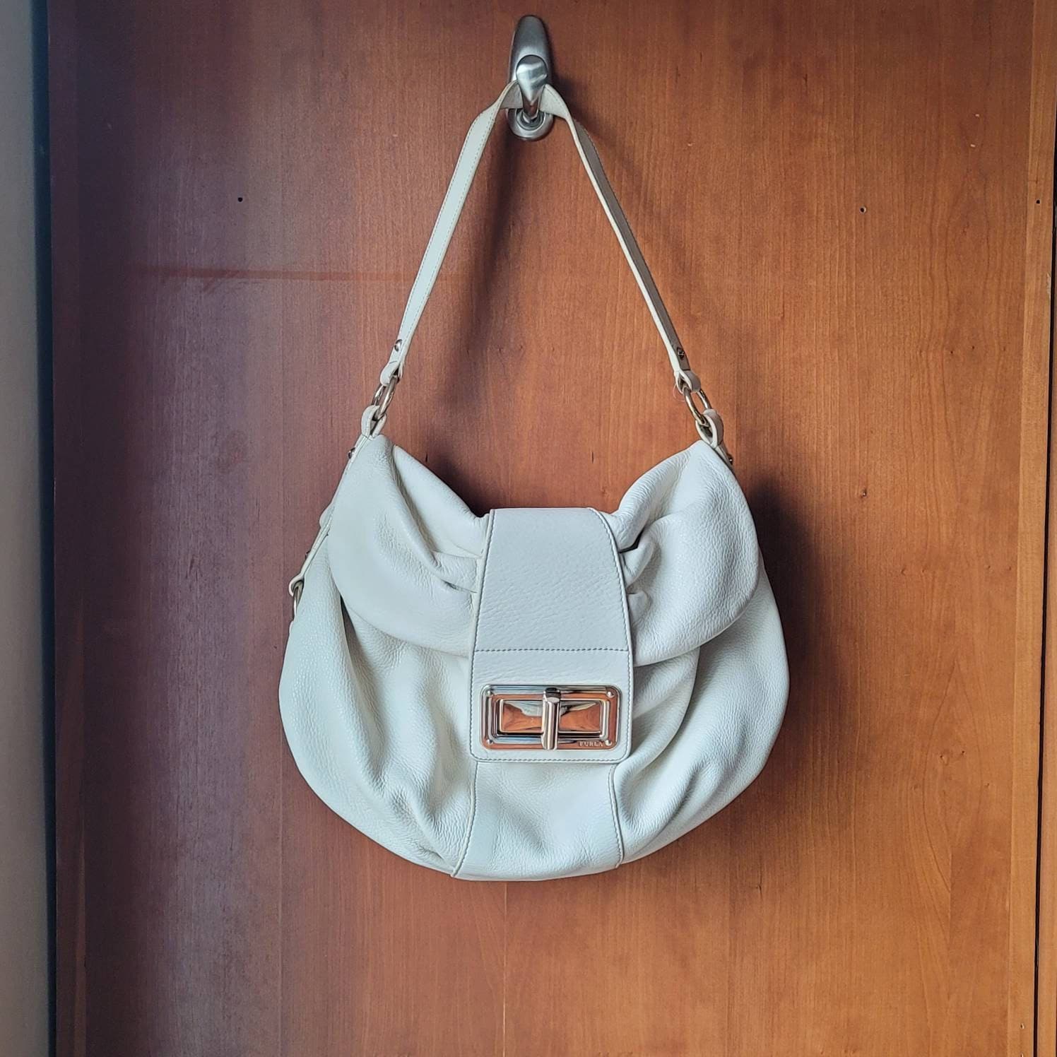 Vintage Furla White Cream Leather Hobo Bag Shoulder Bag Made in