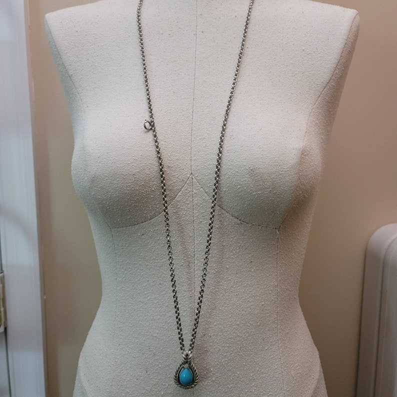 Vintage Avon Faux Turquoise Silver Tone Pendant Necklace Costume Jewelry image 6