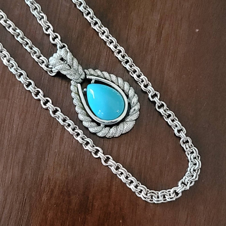 Vintage Avon Faux Turquoise Silver Tone Pendant Necklace Costume Jewelry image 4