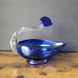 Vintage Handblown Art Glass Cobalt Blue Swan Trinket Dish Candy Bowl Ashtray MCM