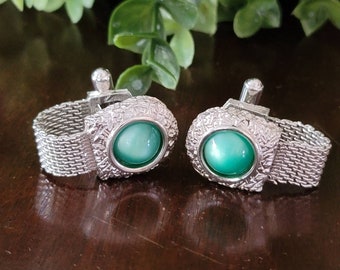 Vintage Swank Silver Tone Green Moonglow Cat's Eye Lucite Mesh Wrap Around Cufflinks Cuff Links