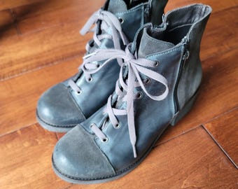NAOT Groovy Blue Gray Leather and Suede Zip Up Ankle Boots Size 8.5