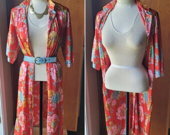 Vintage Vanity Fair Floral Kimono Robe Beach Cover Up Dress mandarin collar button down red pocket Size Small silky Asian style