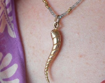 Vintage 9ct Gold Cornicello Charm, Horn of Life Pendant with Gold-Plated Silver Chain - 1.45 grams 4.5cm