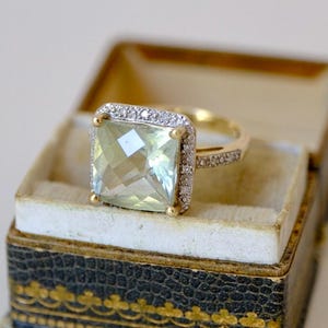 Anello vintage in oro 9 carati con pietra verde e diamanti, anello da cocktail, anello di fidanzamento