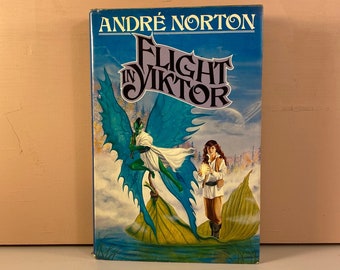 1986 Flight in Yiktor, Andre Norton Hardcover Book, Moon Magic Series, First Edition, First Printing, Free Shipping