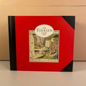 Lord of the Rings & the Hobbit bullet journal ~ Fantasy bujo setup for  April ~ Illustrating Tolkien 