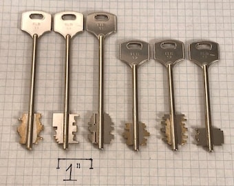 Vintage Skeleton Keys (lot of 6), Antique Metal Skeleton Keys, Russian Federation Keys, Maker Supplies, Steampunk Supply, Free Shipping