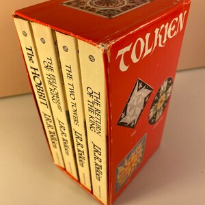 1973 Red Box Set J.R.R. Tolkien, the Hobbit and the Lord of the Rings ...