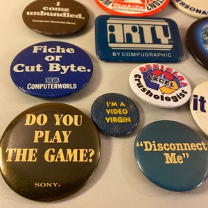 20 Computer Electronic Phone Pager Metal Pinback Buttons, Vintage Pun ...
