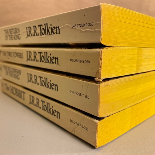 1978 UNREAD J.R.R. Tolkien, The Hobbit The Lord Of The Rings, 4 Paperback Book Set, Gold Box Book Set, Vintage Book shops Decor, Free Shipping