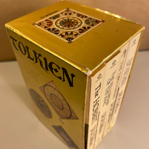 1978 UNREAD J.R.R. Tolkien, The Hobbit The Lord Of The Rings, 4 Paperback Book Set, Gold Box Book Set, Vintage Book shops Decor, Free Shipping