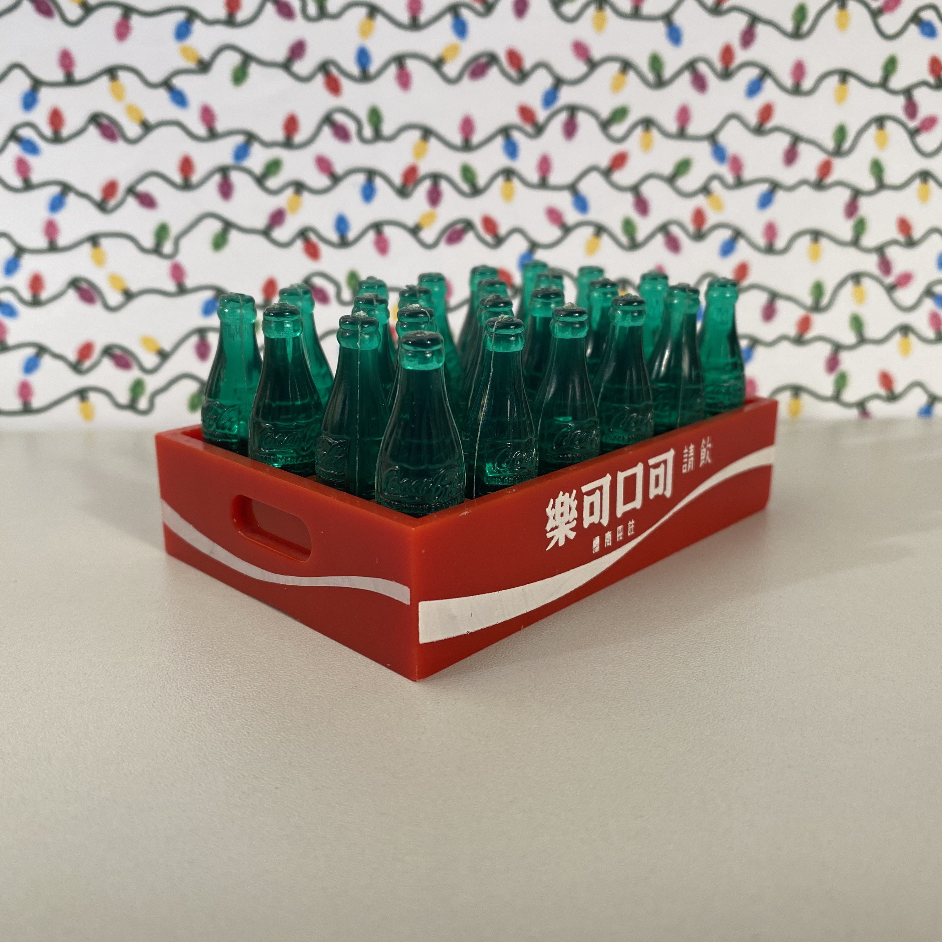 Coca Cola - Lot mini bouteilles en verres + 1 en métal, couleur