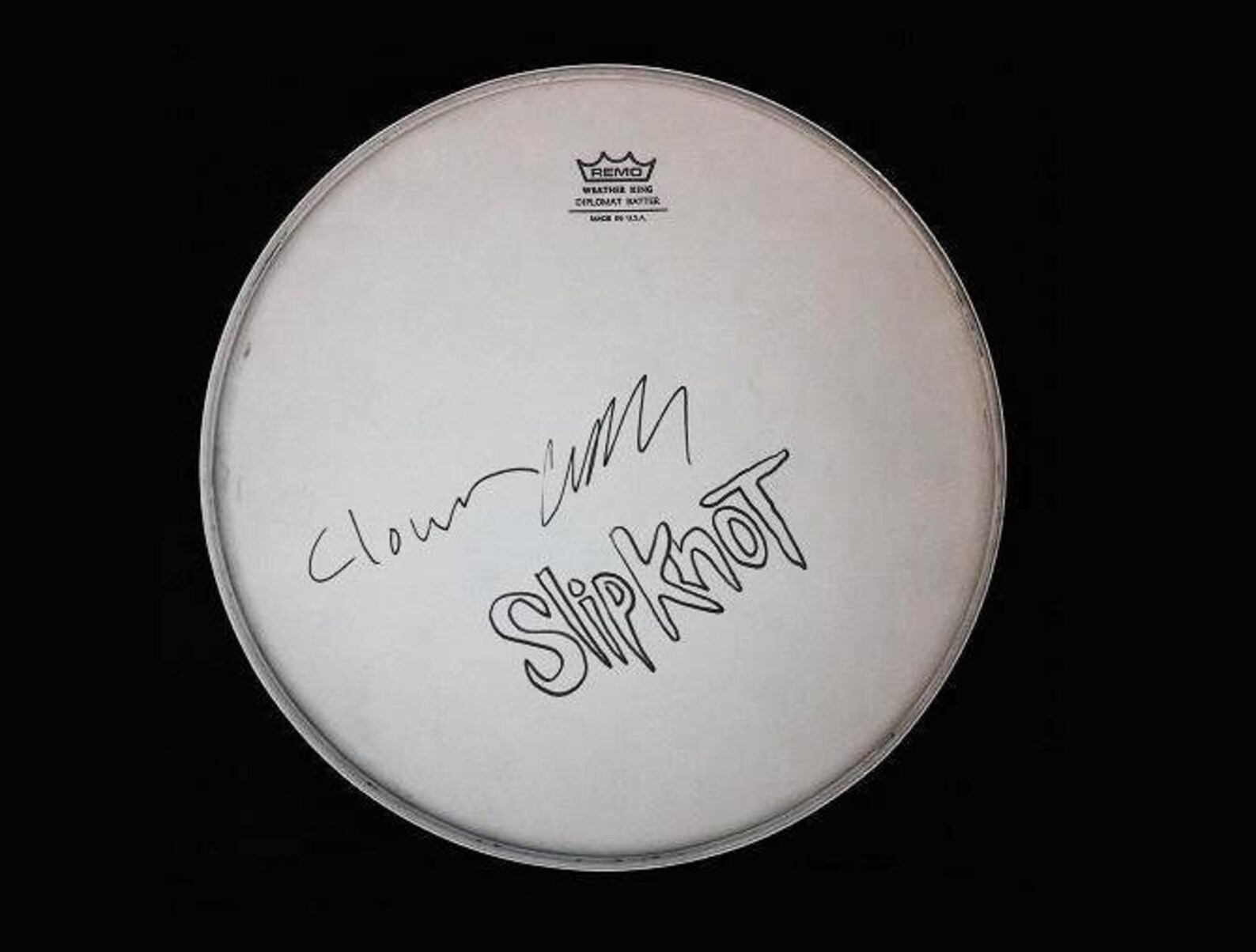 подписи к фотографиям. подпись фото. подпись ренуара на картинах. странные подписи. оригинальные подписи.