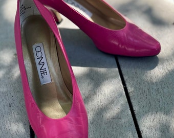 Vintage 80s 90s Bright Pink Pump by Connie