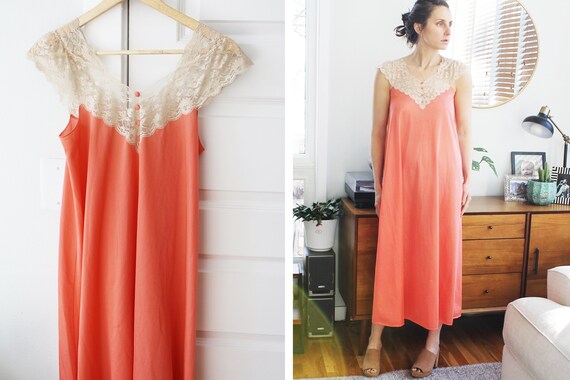 Vintage Peach Long Nightie with Tan Lace Detail |… - image 5