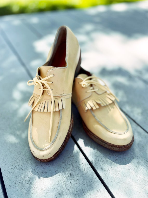 Vintage Pale Yellow Oxford with Fringe | Retro Wo… - image 1