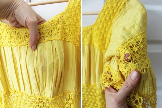 1970s Bright Yellow Pleated Crepe Crochet Midi Dr… - image 9