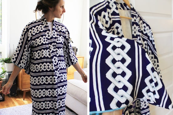 Vintage Blue Silk Kimono Robe - image 3