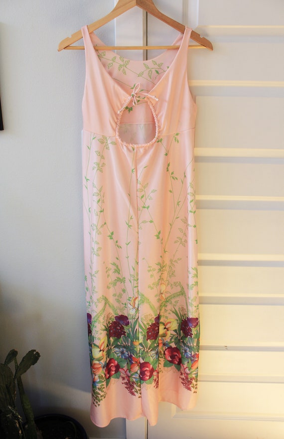 Vintage Powder Pink Floral Nightie - image 7