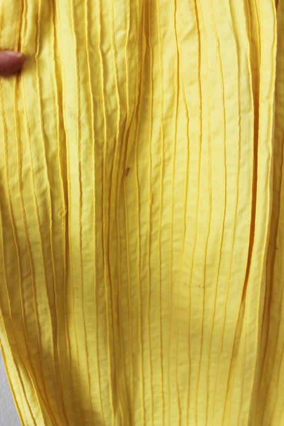 1970s Bright Yellow Pleated Crepe Crochet Midi Dr… - image 10