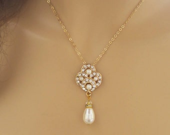 Art Deco Crystal Bridal Necklace: Vintage Gold Pearl Pendant