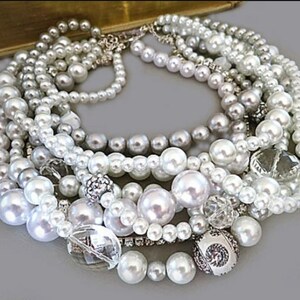 Layered Pearl Collar Statement Necklace – Chunky White Pearl Bib Necklace