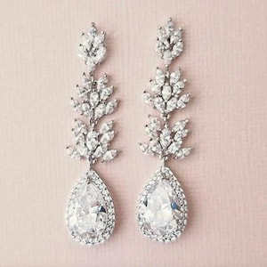 Crystal Bridal Earrings Drop Boho Bride Earrings for Wedding Rose Gold Leaf Earrings Chandelier Statement Dangles Clip On Silver