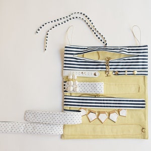 London blingsling®, Ethically Made Travel Jewelry Bag, Tangle Free Necklace Case, Jewelry Bag, Jewelry Organizer