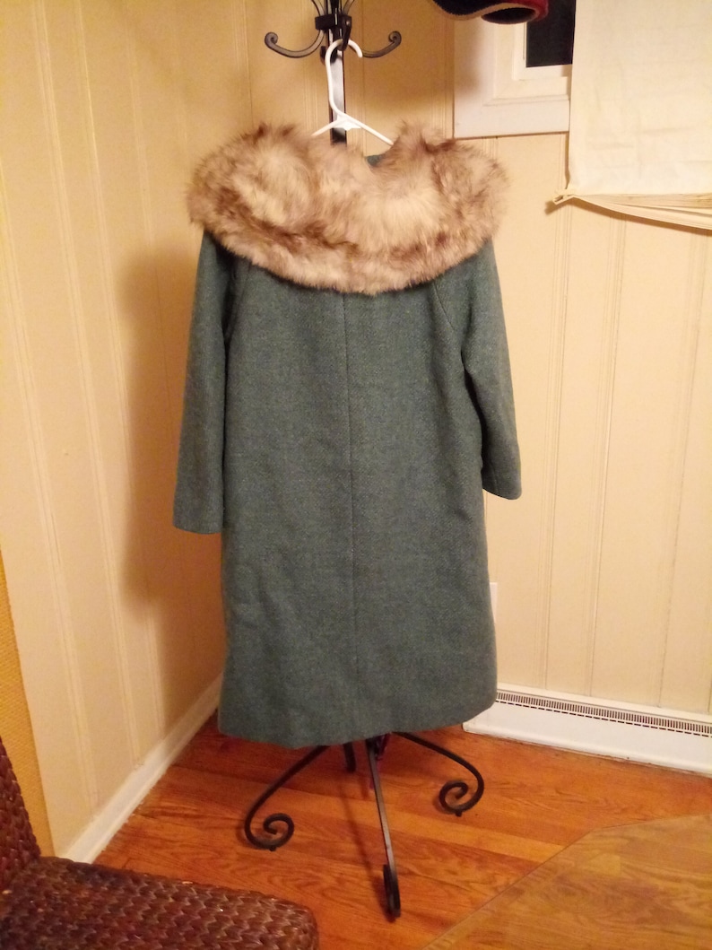 Women/'s Vintage 60s Barby Lynn Wool Coat with Fox Fur Collar No size tag