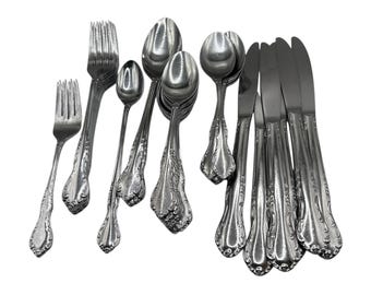 Cubiertos modernos de acero inoxidable macizos con patrón descontinuado de Queens Court Silverware