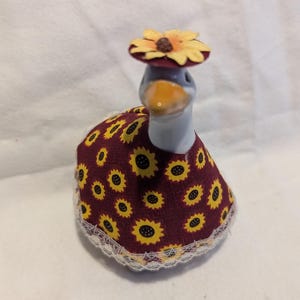 DESK GOOSE for 5-4.5 inch desk Goose. Sunflower outfit. Goose Outfit for desk goose only. Not for porch goose. Cute mini flower outfit.