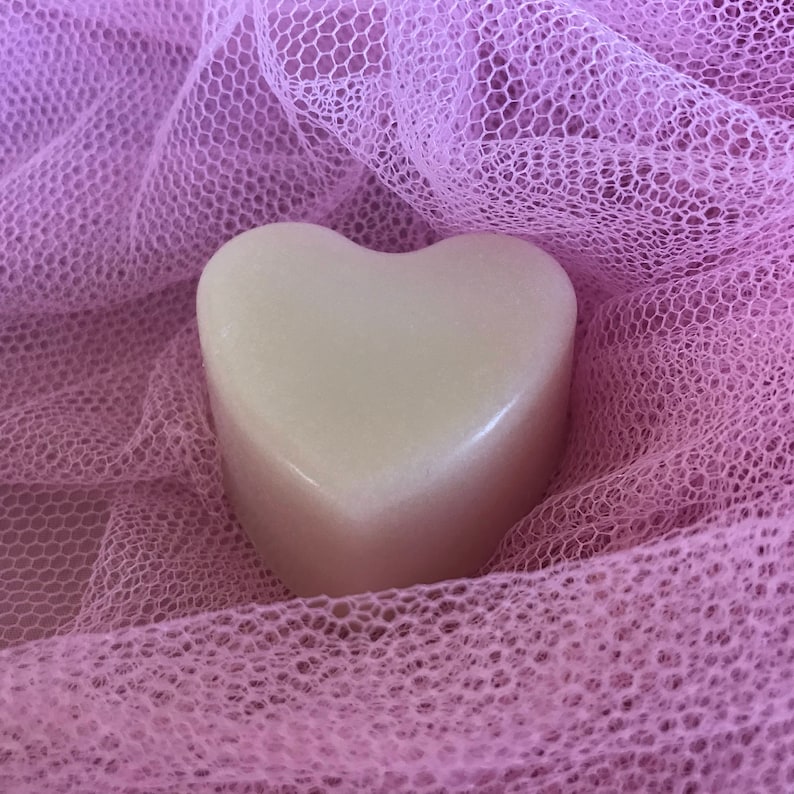 Wedding shower favors SET OF 10 Thank you guest gift Bridal shower Baby shower Heart soap Personalized tag