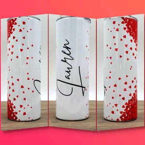 Personalisierter Valentinstagsbecher - 20 oz Skinny - Valentinstag-Rote Herzen