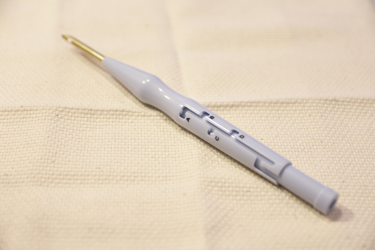 Swan Punch Needle Starter Kit Punch Needle Kit Oxford Etsy